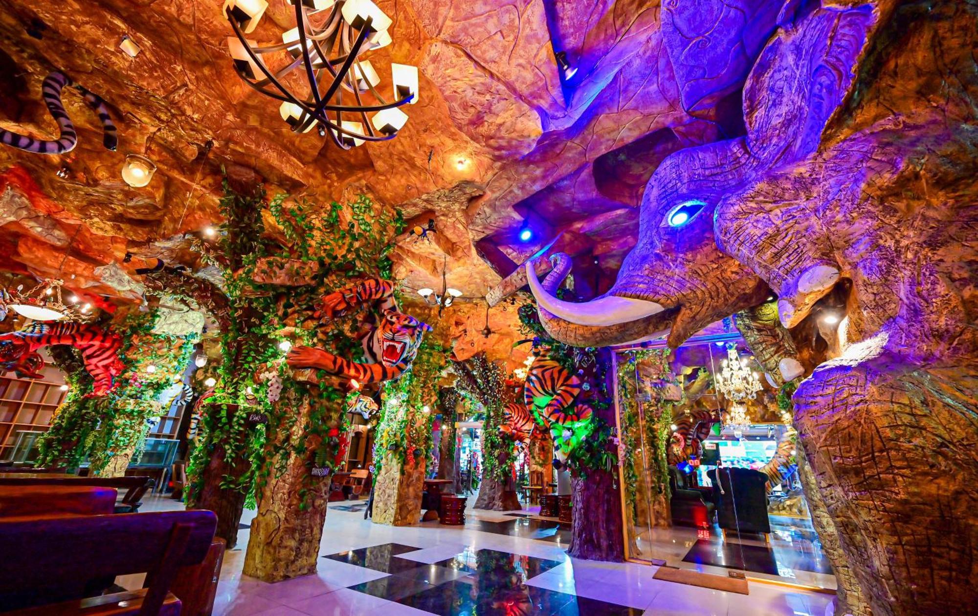 Tiger Complex Hotel Patong ภายนอก รูปภาพ