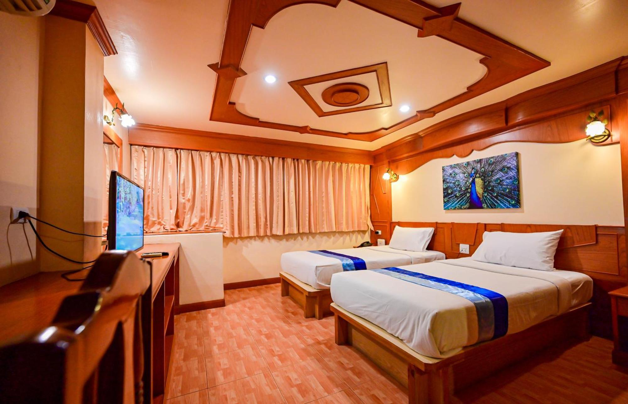 Tiger Complex Hotel Patong ภายนอก รูปภาพ