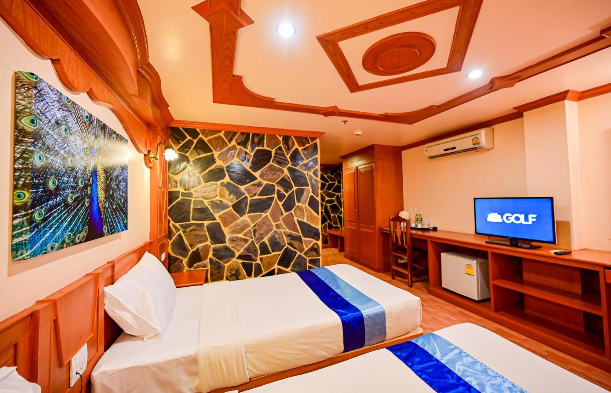 Tiger Complex Hotel Patong ภายนอก รูปภาพ